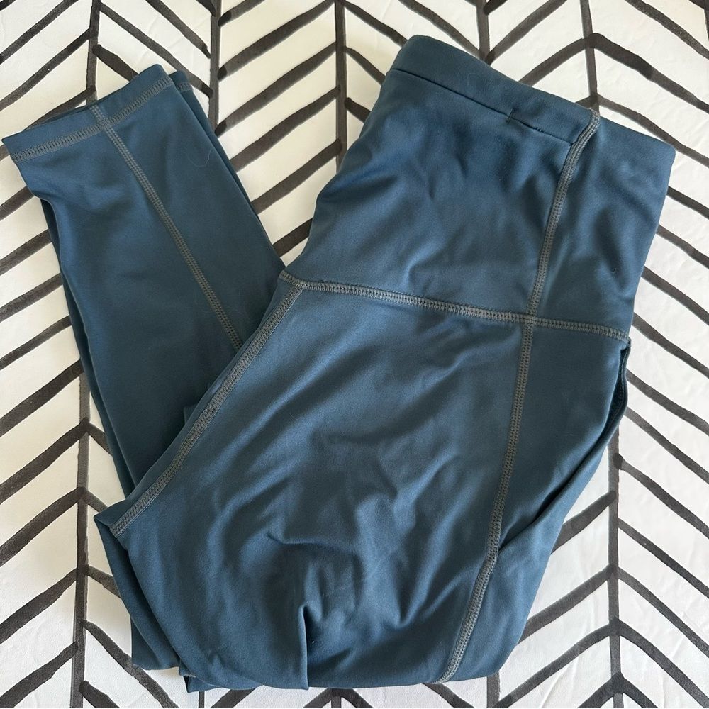 Fabletics Size M Motion 365 Blue Pocketed Full Length High Rise Leggings
